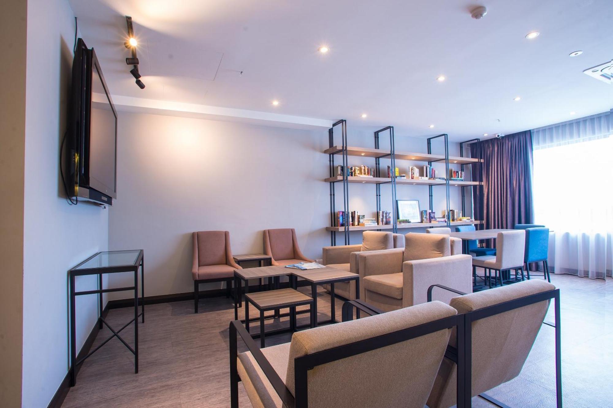 Oyo 89576 Mokka Hotel Kuala Lumpur Ngoại thất bức ảnh